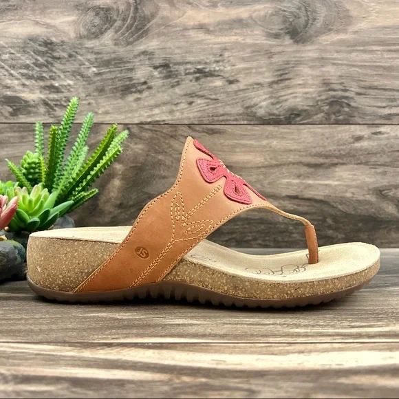 NIB Josef Seibel Natalya 09 Floral Leather Wedge Thong Sandal Cognac Combi - Picture 6 of 15